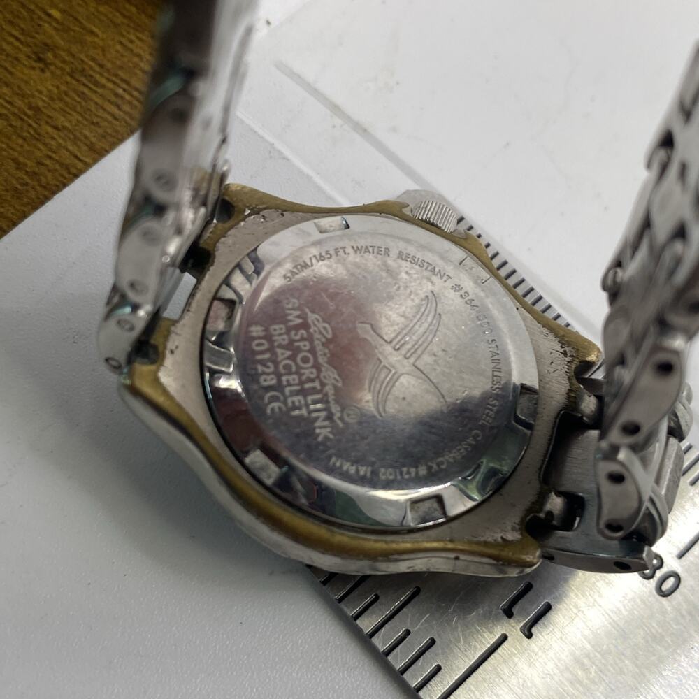Eddie Bauer Womens Vintage Silver Watch New Battery - Picture 5 of 5